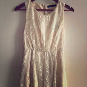 ark & co. vintage inspired off-white lace dress.